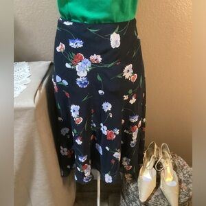 CHAPS FLORAL FIT & FLARE SKIRT